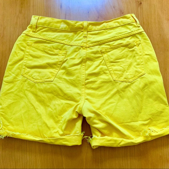 ✨ Newport News Vintage Cut-Off Yellow Shorts - Size 14 - Picture 3 of 13